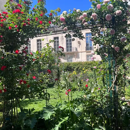 Apartamento Splendide Duplex Calme Au Coeur Du Marais - Place Des Vosges